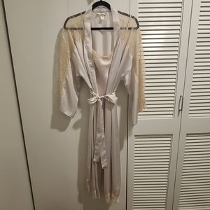 Victoria's Secret Cream Robe And Slip Set